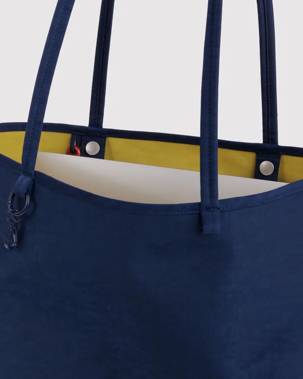 Medium Nylon Reversible Tote - Navy Mix - Material: heavyweight-nylon